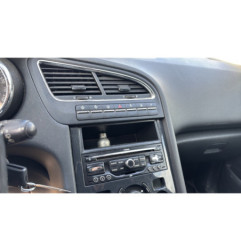 Custode arriere gauche PEUGEOT 5008 1