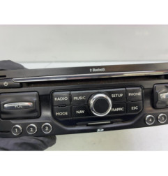 Autoradio d'origine PEUGEOT 5008 1