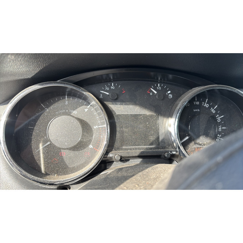 Boite a gants PEUGEOT 5008 1 Photo n°17