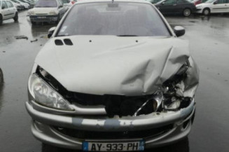 Pretensionneur de ceinture avant droit PEUGEOT 206