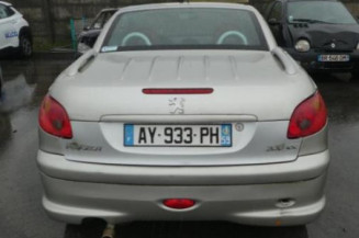 Pretensionneur de ceinture avant droit PEUGEOT 206