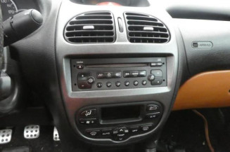 Pretensionneur de ceinture avant droit PEUGEOT 206