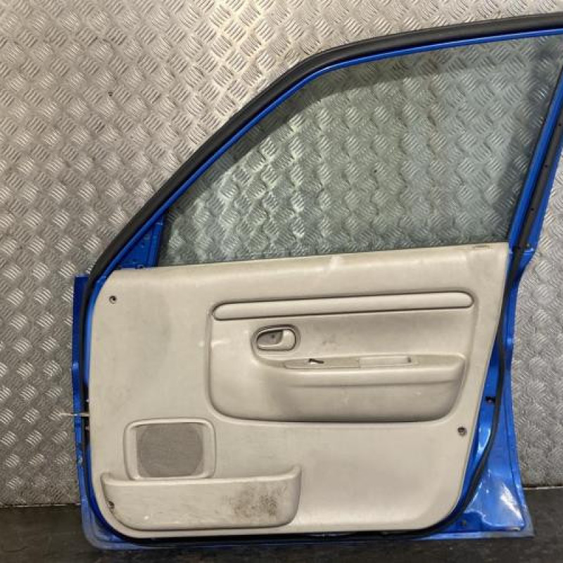 Porte avant droit MAZDA DEMIO Photo n°3