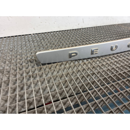 Bouton de coffre PEUGEOT 308 1 SW Photo n°1