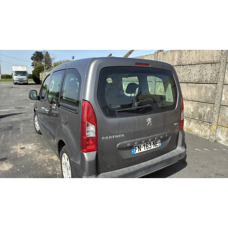 Maitre cylindre (freinage) PEUGEOT PARTNER 2 Photo n°4