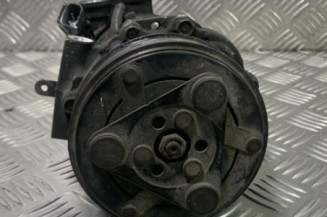 Compresseur clim FIAT GRANDE PUNTO Photo n°1