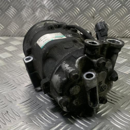 Compresseur clim FIAT GRANDE PUNTO