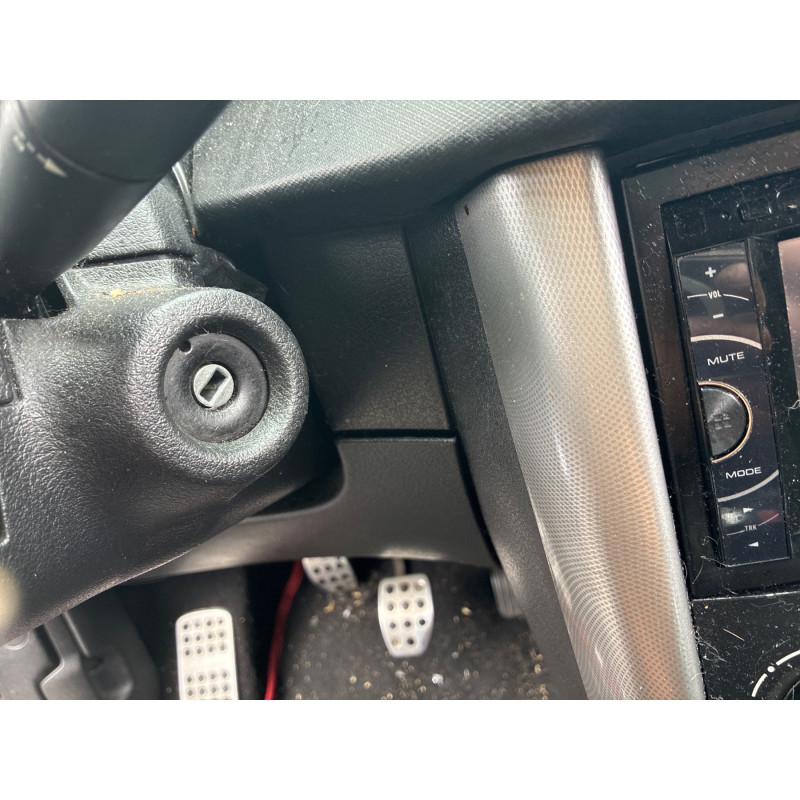 Etrier avant droit (freinage) PEUGEOT 207 Photo n°11