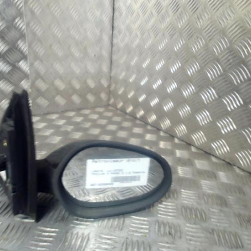 Retroviseur droit LANCIA YPSILON 4 Photo n°1