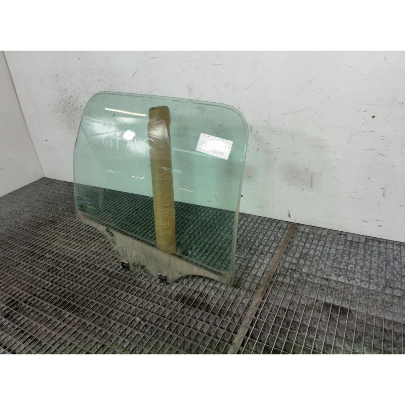Vitre arriere droit CITROEN C3 PICASSO Photo n°3