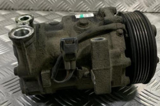 Compresseur clim FIAT GRANDE PUNTO Photo n°1
