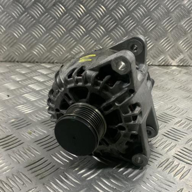 Alternateur PEUGEOT 2008 1 Photo n°2