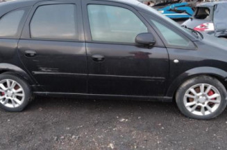 Pretensionneur de ceinture avant gauche OPEL MERIVA A