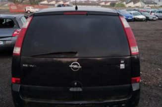 Pretensionneur de ceinture avant gauche OPEL MERIVA A