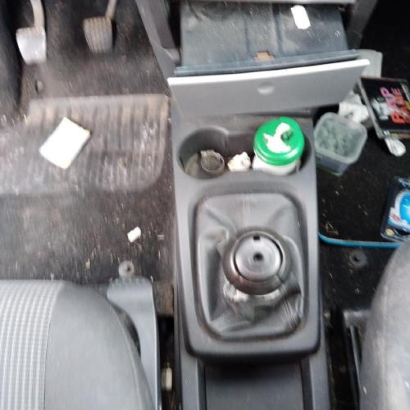 Pretensionneur de ceinture avant gauche OPEL MERIVA A Photo n°8