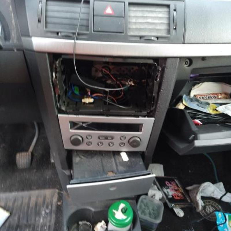 Pretensionneur de ceinture avant gauche OPEL MERIVA A Photo n°12