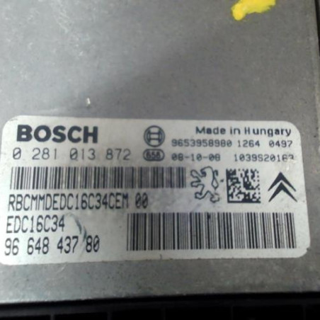 Calculateur moteur PEUGEOT 308 1