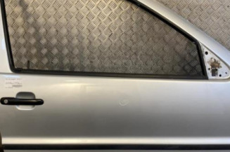 Porte avant droit VOLKSWAGEN POLO 3 Photo n°1