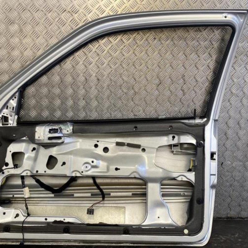 Porte avant droit VOLKSWAGEN POLO 3 Photo n°4