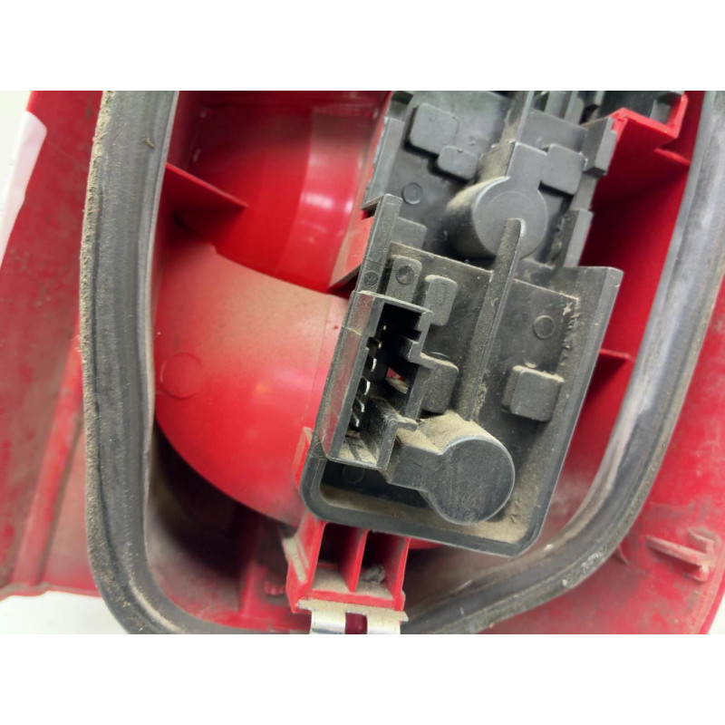 Feu arriere principal gauche (feux) CITROEN XSARA PICASSO Photo n°6