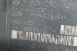 Bloc ABS (freins anti-blocage) MERCEDES CLASSE C 203 Photo n°1