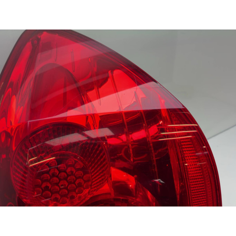 Feu arriere principal droit (feux) PEUGEOT 307 Photo n°4