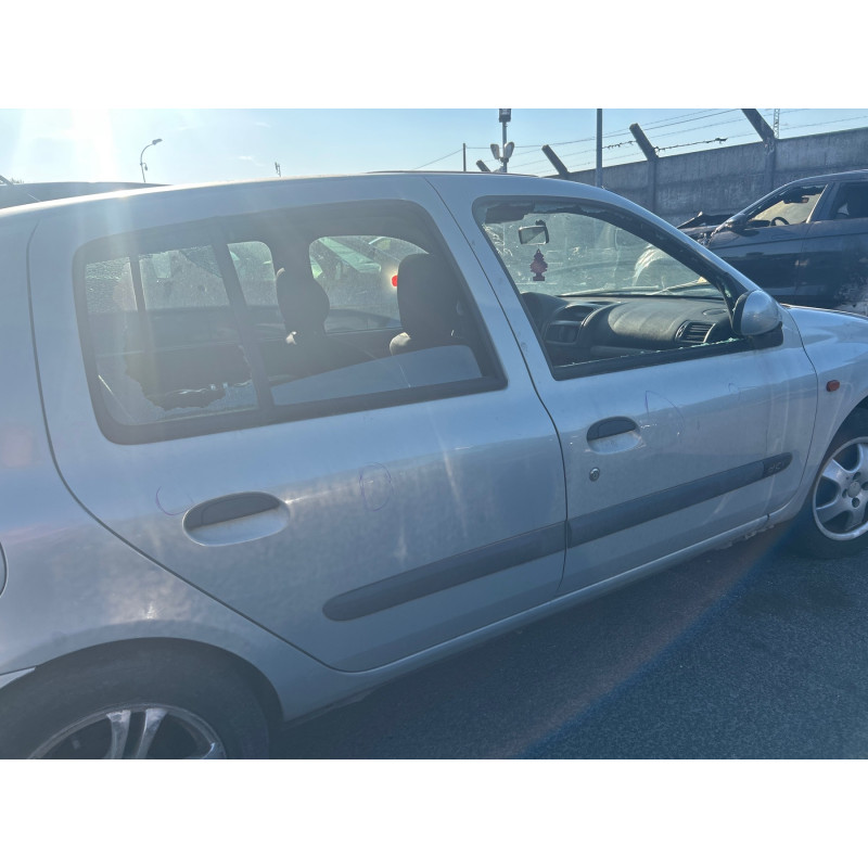 Aile avant gauche RENAULT CLIO 2 Photo n°13