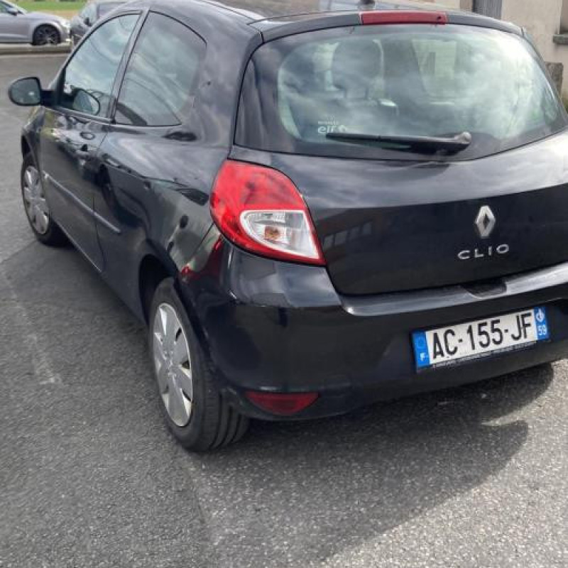 Serrure avant droit RENAULT CLIO 3 Photo n°6