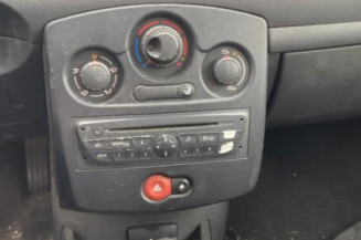 Serrure avant droit RENAULT CLIO 3