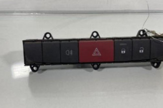 Bouton de warning PEUGEOT BOXER 3 Photo n°1