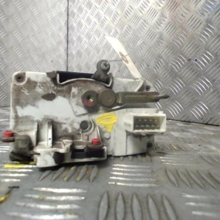 Serrure avant droit PEUGEOT 806