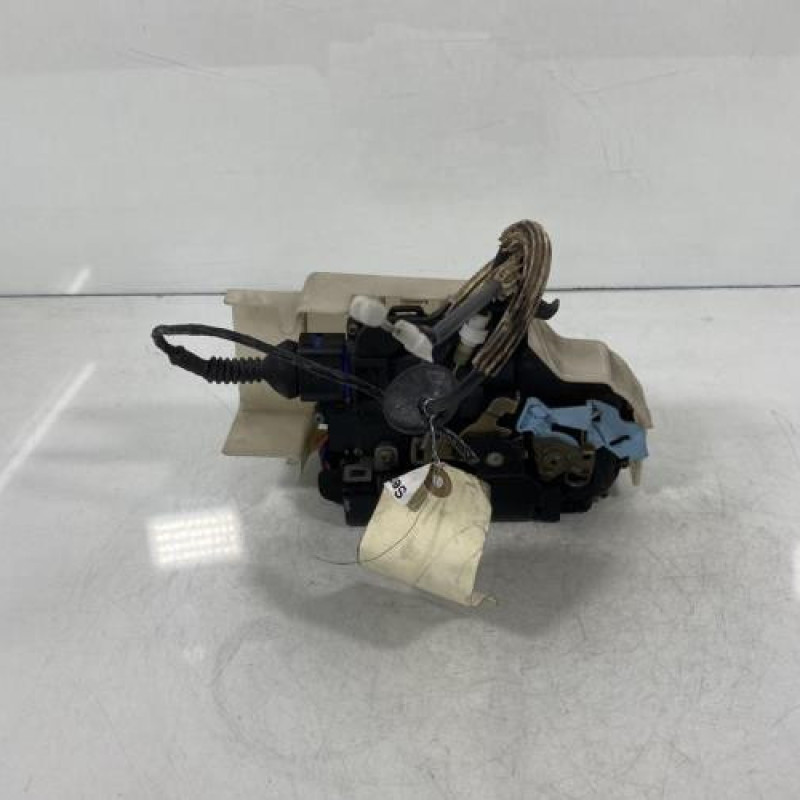 Serrure avant droit VOLKSWAGEN TOUAREG 1 Photo n°3