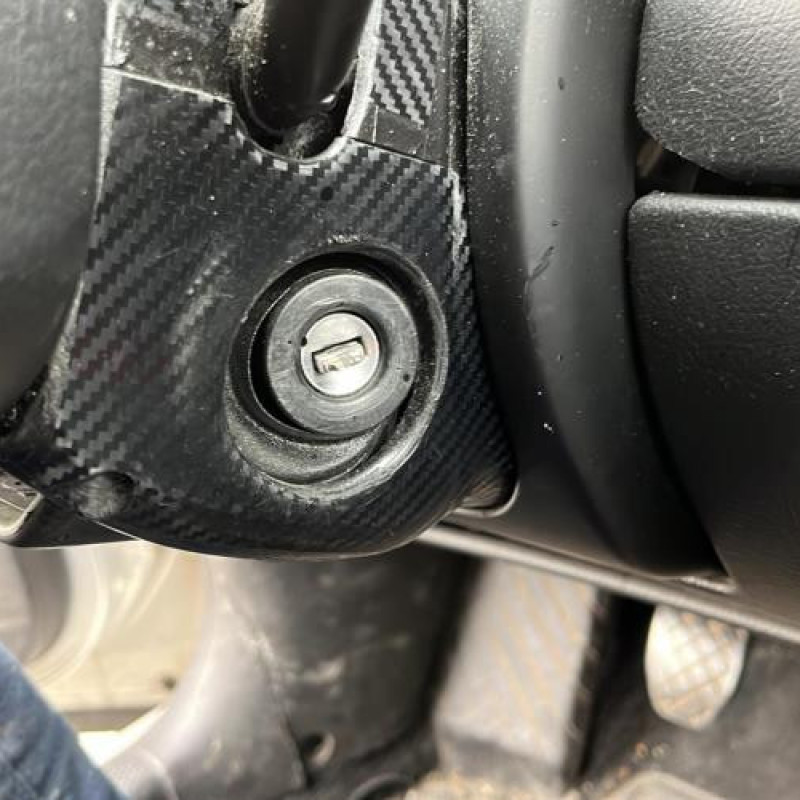 Pretensionneur de ceinture avant gauche VOLKSWAGEN PASSAT 4 Photo n°5