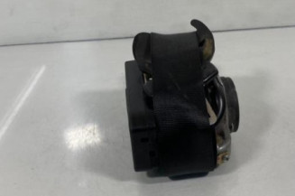 Pretensionneur de ceinture avant gauche VOLKSWAGEN PASSAT 4