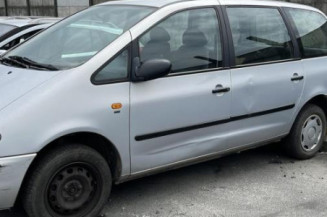 Absorbeur de pare choc avant SEAT ALHAMBRA 1