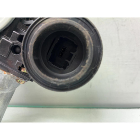 Leve vitre electrique avant droit TOYOTA YARIS VERSO