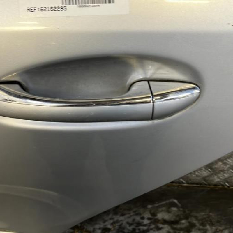 Porte arriere gauche MERCEDES CLASSE E 211 Photo n°4