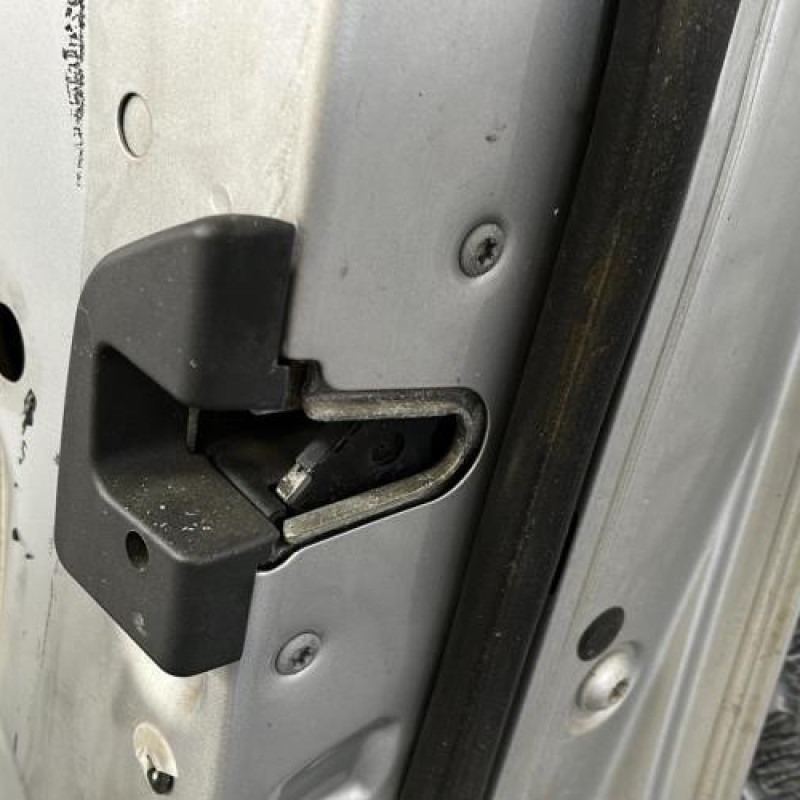 Porte avant droit MERCEDES CLASSE E 211 Photo n°7