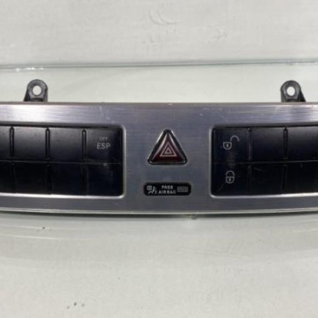 Bouton de warning MERCEDES CLASSE C 203 COUPE SPORT Photo n°1