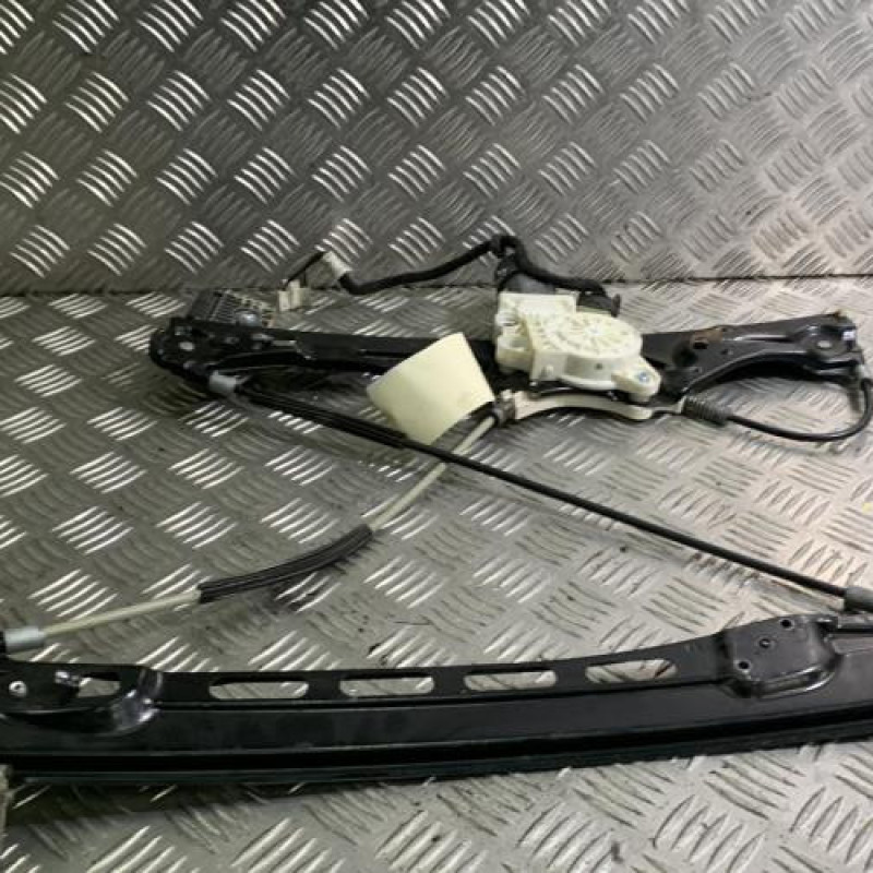 Leve vitre electrique avant gauche MERCEDES CLASSE E 211 Photo n°3