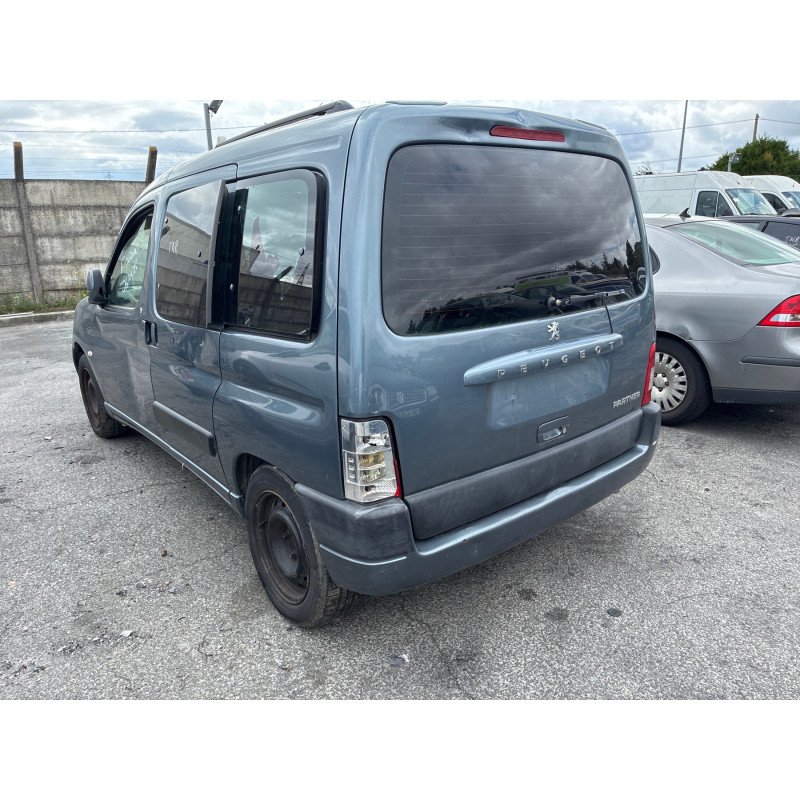 Calandre PEUGEOT PARTNER 1 Photo n°11