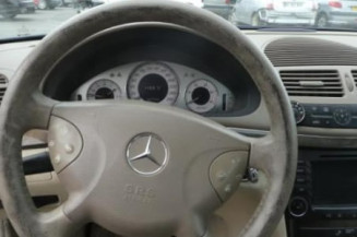 Pretensionneur de ceinture avant gauche MERCEDES CLASSE E 211