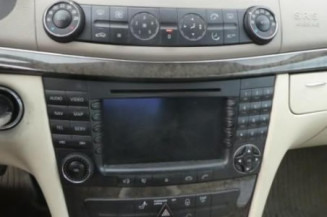 Pretensionneur de ceinture avant gauche MERCEDES CLASSE E 211