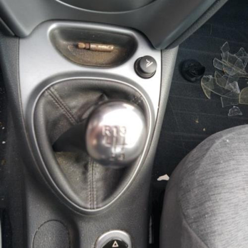 Boitier filtre a air CITROEN C5 1 Photo n°10