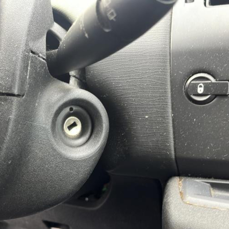 Pretensionneur de ceinture avant droit CITROEN C4 1 Photo n°11