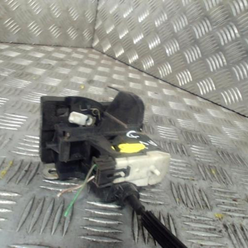 Serrure avant droit RENAULT CLIO 2 Photo n°2