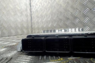 Calculateur moteur CITROEN C6