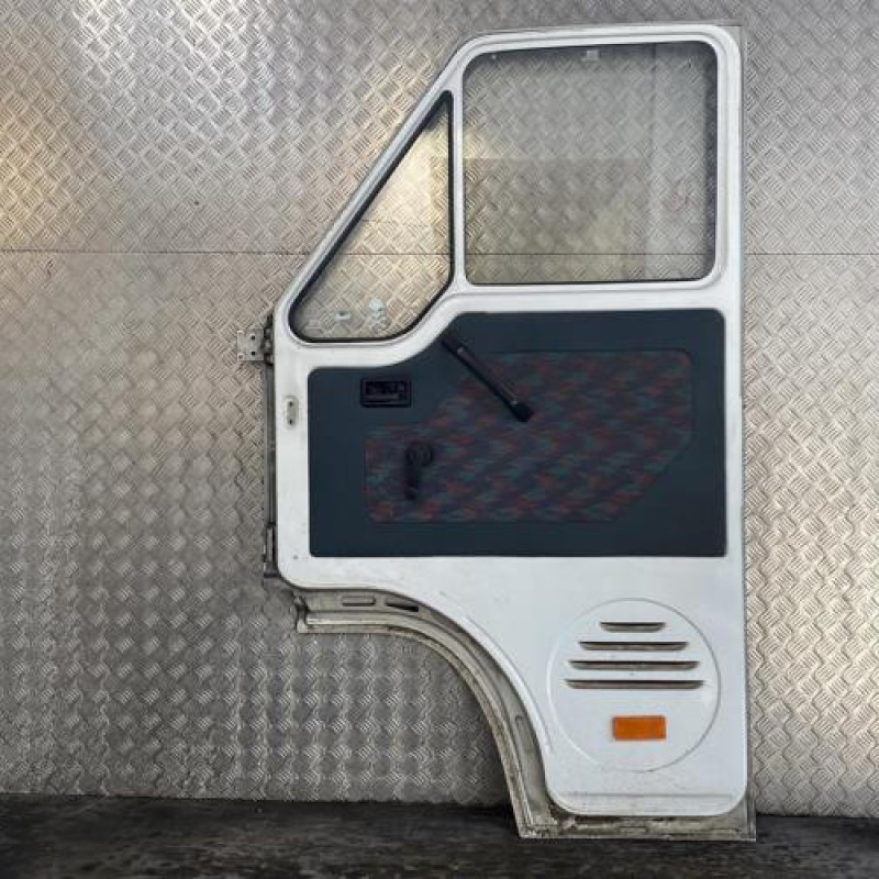 Porte avant droit RENAULT MASTER 1 Photo n°4
