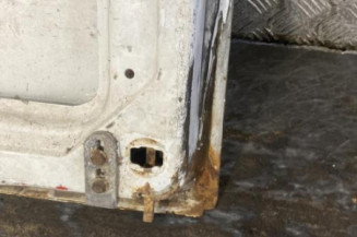 Porte de coffre droit RENAULT MASTER 1