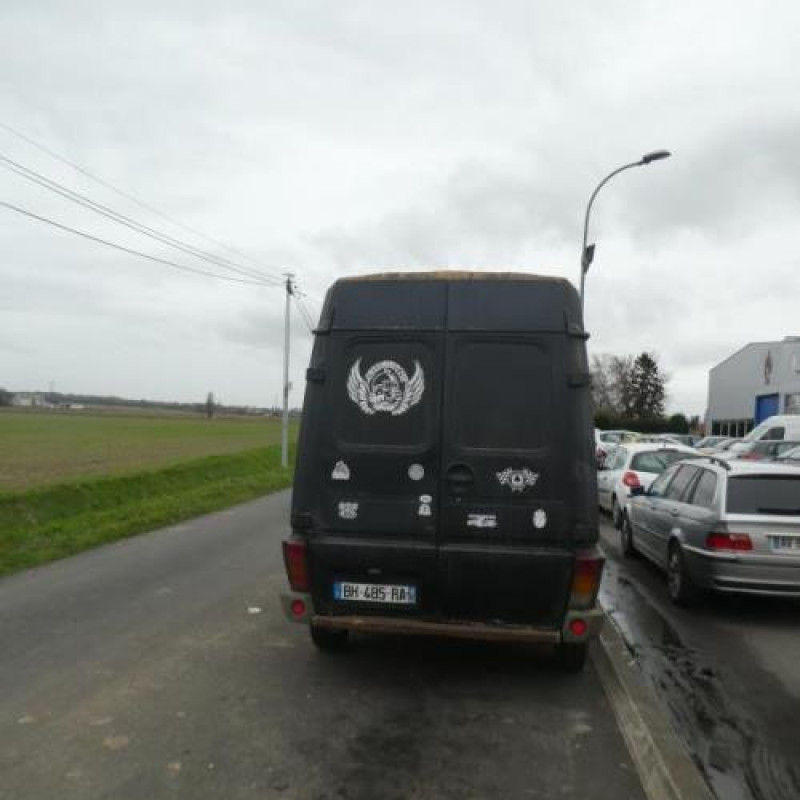 Porte de coffre droit RENAULT MASTER 1 Photo n°11